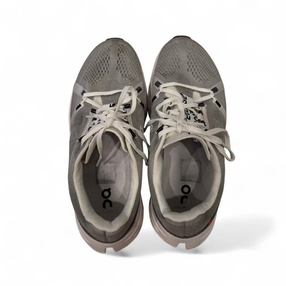 On Cloudeclipse running shoe